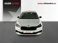 Usado Skoda Fabia Essence 80 HP (58 kW) 2025 Branco Citadino