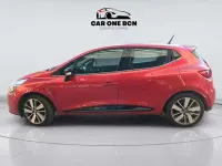 Usado Renault Clio 90 CV (66 kW) 2014 Rojo Utilitario