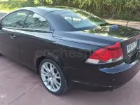 Usado Volvo C70 Summum 220 CV (161 kW) 2007 Negro Descapotable