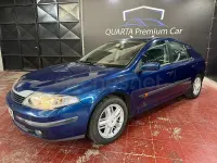 Usado Renault Laguna II Authentique 110 CV (80 kW) 2001 Azul Berlina