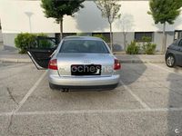 Usado Audi A6 130 CV (95 kW) 2003 Gris / plata Berlina