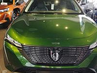 Usado Peugeot 308 Allure 131 CV (96 kW) 2023 Kjr vert olivine Berlina