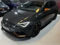 Usado Seat Leon 4Drive 300 CV (220 kW) 2019 Gris / plata Familiar
