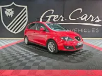 Usado Seat Altea Style 125 CV (91 kW) 2011 Rojo Monovolumen