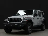 Usado Jeep Wrangler Rubicon 272 CV (200 kW) 2024 Gris / plata SUV
