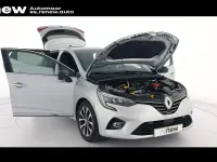 Usado Renault Clio V Techno 90 CV (66 kW) 2024 Gris Berlina