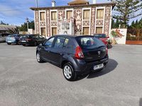 Usado Dacia Sandero Ambiance 68 HP (50 kW) 2011 Cinzento Citadino