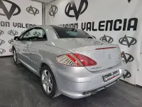 Usado Peugeot 307 CC 110 CV (80 kW) 2005 Gris / plata Descapotable
