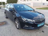 Usado Opel Astra Selective 110 CV (80 kW) 2019 Negro Familiar