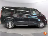 Usado Ford Tourneo Custom Titanium 170 CV (125 kW) 2022 Negro Van