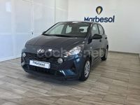 Usado Hyundai i10 67 CV (49 kW) 2019 Gris / plata Utilitario