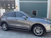 Usado Porsche Cayenne Platinum Edition 262 CV (192 kW) 2017 Gris / plata SUV