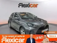 Usado Toyota Yaris Active 116 CV (85 kW) 2025 Gris Utilitario