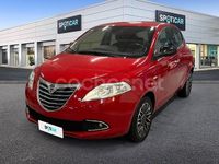 Usado Lancia Ypsilon 69 CV (50 kW) 2015 Rojo Utilitario