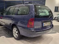Usado Renault Mégane GrandTour Privilege 80 CV (58 kW) 2001 Azul Familiar
