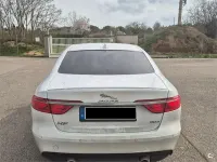 Usado Jaguar XF R-Sport 300 CV (220 kW) 2016 Blanco Berlina