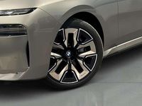 Usado BMW i7 400 kW (544 CV) 2024 Gris Berlina
