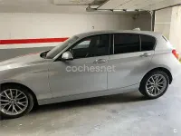 Usado BMW 118 Comfort Edition 143 CV (105 kW) 2014 Gris / plata Utilitario