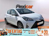 Usado Toyota Yaris Hybrid Active 100 CV (73 kW) 2019 Blanco Utilitario