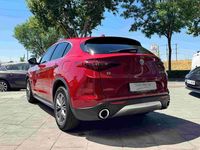 Usado Alfa Romeo Stelvio 180 CV (132 kW) 2017 Rojo SUV