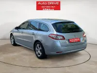 Usado Peugeot 508 SW Active 120 CV (88 kW) 2017 Gris / plata Familiar