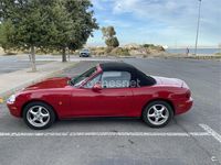 Usado Mazda MX5 110 CV (80 kW) 1998 Rojo Descapotable