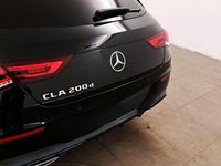 Usado Mercedes CLA200 Shooting Brake 150 CV (110 kW) 2021 Negro Familiar