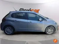 Usado Peugeot 208 Active 82 CV (60 kW) 2018 Gris Utilitario
