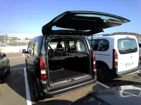 Usado Peugeot Rifter Allure 100 CV (73 kW) 2025 Azul Monovolumen