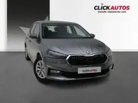 Usado Skoda Fabia Selection 115 CV (84 kW) 2026 Gris / plata Utilitario