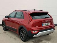 Usado Kia Niro 141 CV (103 kW) 2024 Rojo SUV