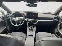 Usado Seat Leon FR 150 CV (110 kW) 2025 Blanco Familiar
