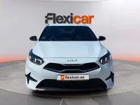 Usado Kia Ceed Style 100 CV (73 kW) 2025 Blanco Utilitario