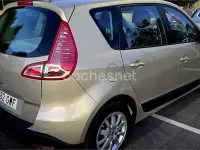 Usado Renault Scenic E-Tech Expression 110 CV (80 kW) 2010 Gris / plata Monovolumen