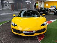Usado Ferrari 296 831 CV (611 kW) 2024 Amarillo Coupe