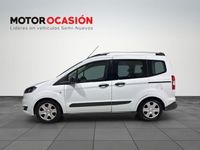 Usado Ford Tourneo Courier Trend 100 CV (73 kW) 2015 Blanco Monovolumen