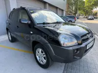Usado Hyundai Tucson Comfort 140 CV (102 kW) 2009 Negro SUV