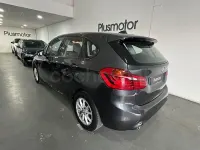 Usado BMW 218 150 CV (110 kW) 2020 Gris / plata Familiar