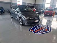 Usado VW Touran Advance 116 CV (85 kW) 2019 Gris / plata Monovolumen
