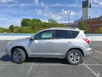 Usado Toyota RAV4 Executive 152 CV (111 kW) 2006 Gris / plata SUV