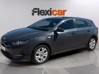Usado Kia Ceed 136 CV (100 kW) 2023 Azul Utilitario