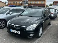 Usado Hyundai i30 Sport 115 CV (84 kW) 2008 Negro Berlina
