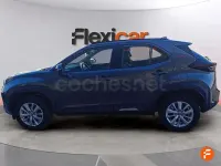 Usado Toyota Yaris Cross Active 116 CV (85 kW) 2025 Gris / plata SUV