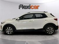 Usado Kia Stonic 101 CV (74 kW) 2022 Blanco SUV
