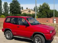 Usado Nissan Terrano SE 100 CV (73 kW) 1996 Rojo SUV