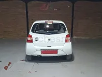 Usado Renault Twingo Dynamique 75 CV (55 kW) 2011 Blanco Utilitario