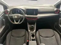 Usado Seat Arona FR 116 CV (85 kW) 2025 Gris SUV