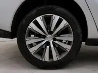 Usado Peugeot 3008 Style 131 CV (96 kW) 2016 Gris Monovolumen