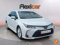 Usado Toyota Corolla Active 125 CV (91 kW) 2023 Blanco Berlina