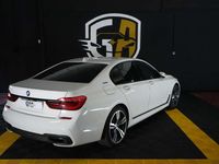 Usado BMW 740 iPerformance 326 HP (239 kW) 2017 Branco Sedan